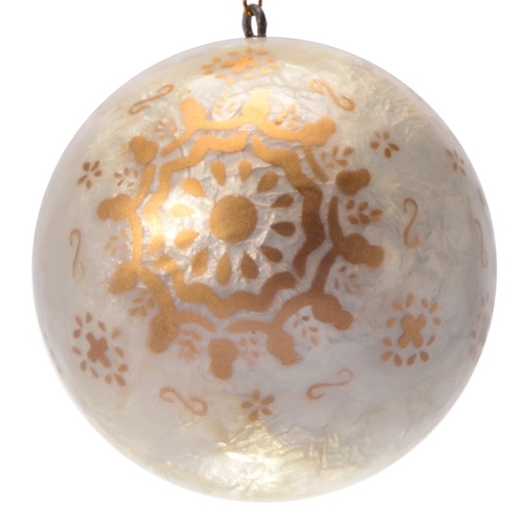 Chalice Snowflake Lacquered Hand-made Painted Capiz Christmas Ornament - Gold - Picture 1 of 2